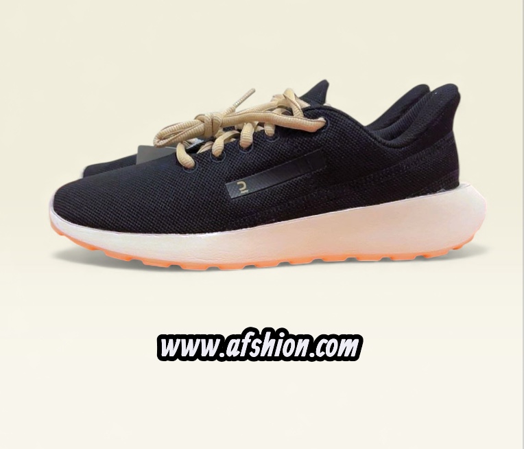 Baskets femme noir et beigne